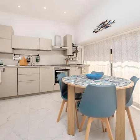 Apartman 343 - Levante Premium Home, A 70metri Da E Mare - Nuovo E Ristrutturato *